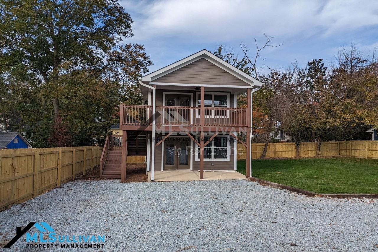 911 Carolina Ave - Photo 3 of 15