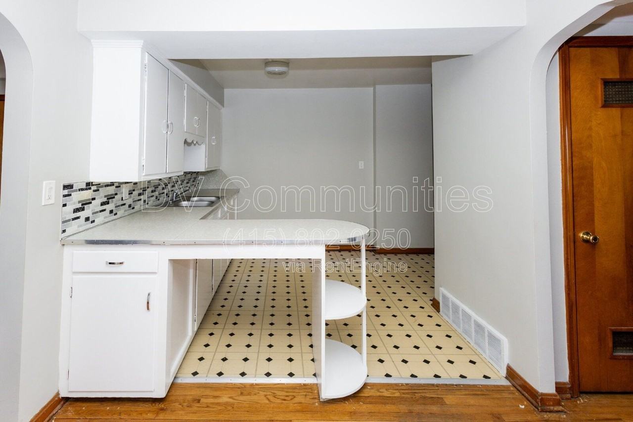 4186 Ridge Rd #4 - Photo 6 of 13