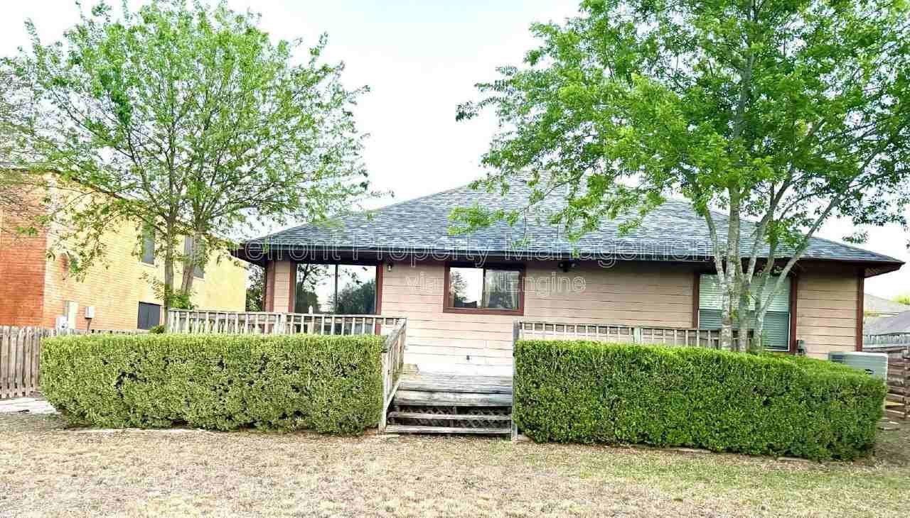 7322 Raintree Frst - Photo 5 of 23