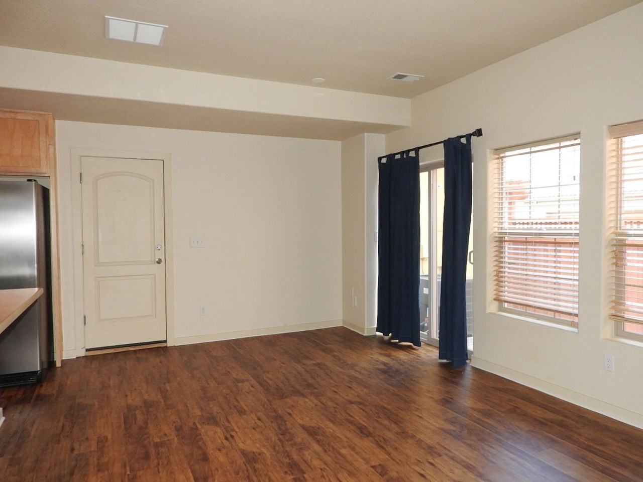 9944 Martin Luther King Blvd - Photo 3 of 11