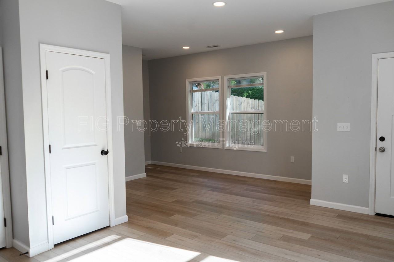 3225 Bikers Path Way - Photo 2 of 16