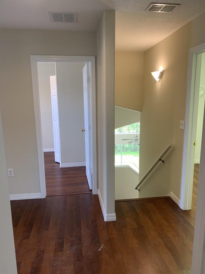 145 Southampton Dr - Photo 3 of 10