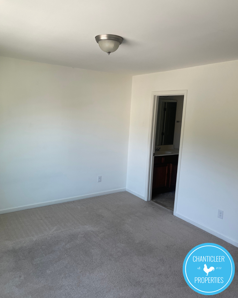 3290 Ivey Wood Ln #1 - Photo 5 of 15