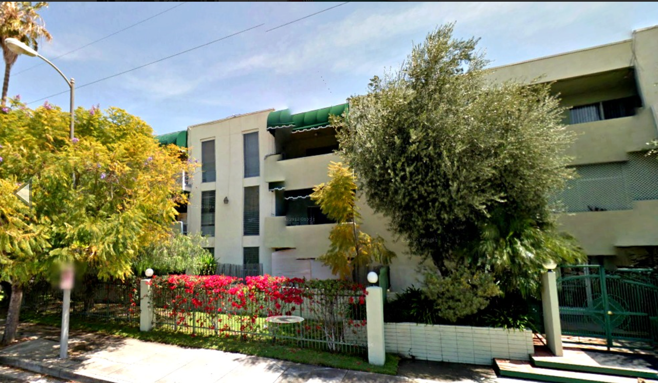 Tarzana Five Apartments - Photo 5 of 26