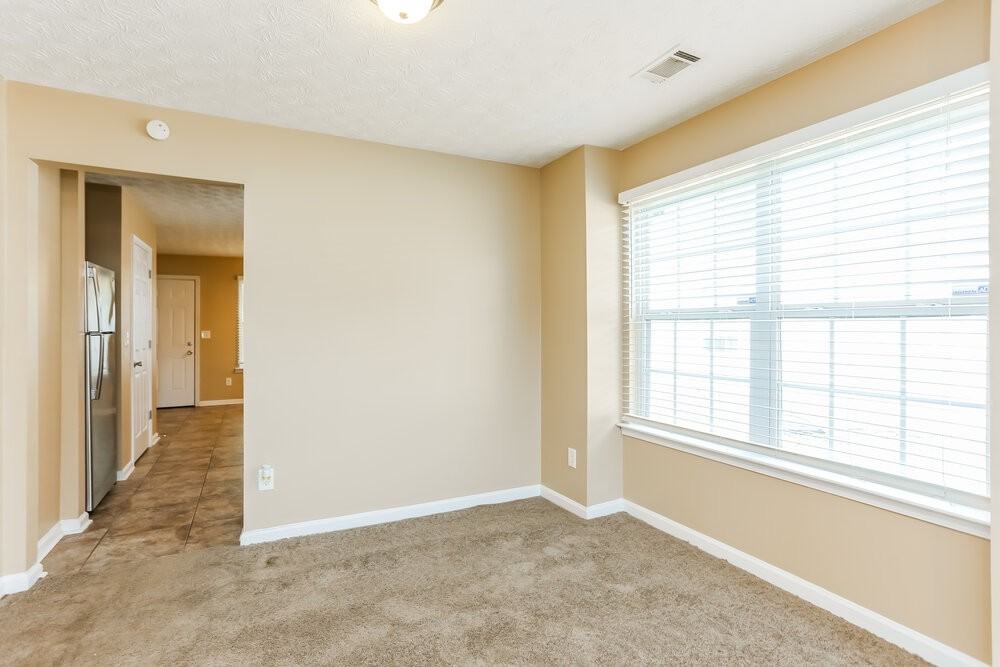430 Victoria Blvd - Photo 6 of 16
