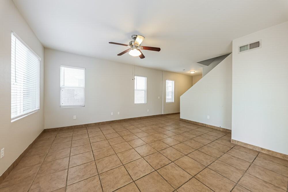 34806 N 31st Ave - Photo 5 of 17
