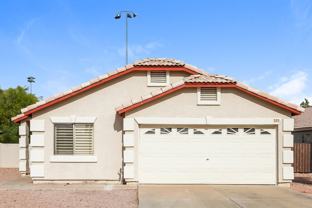 323 N Ocean Dr - Photo 1 of 1