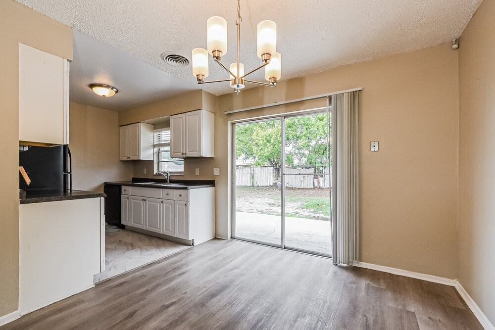 10945 Tangora St - Photo 6 of 16