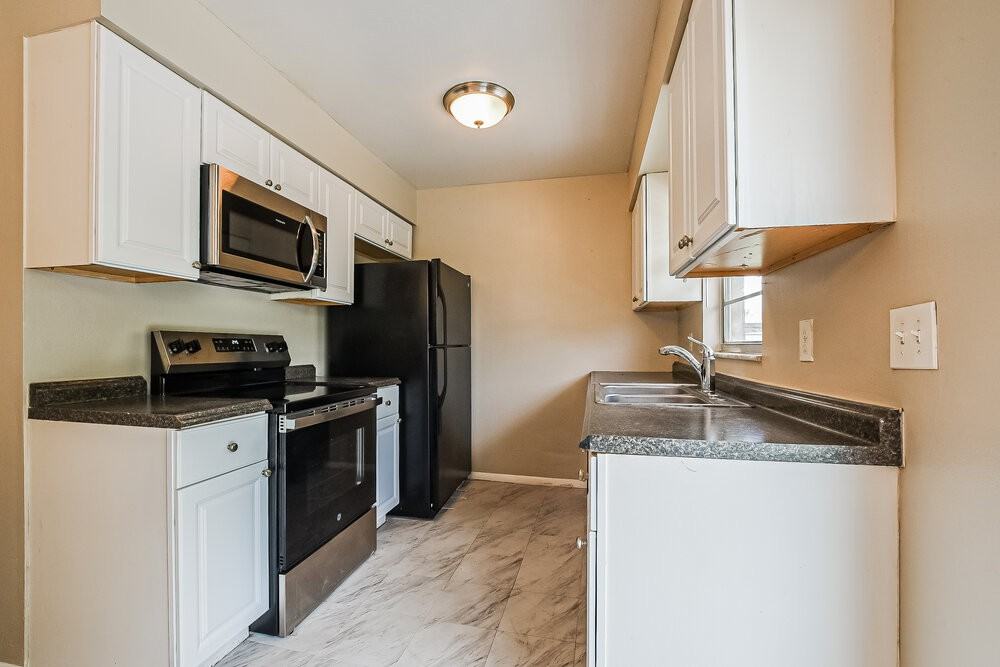 10945 Tangora St - Photo 7 of 16