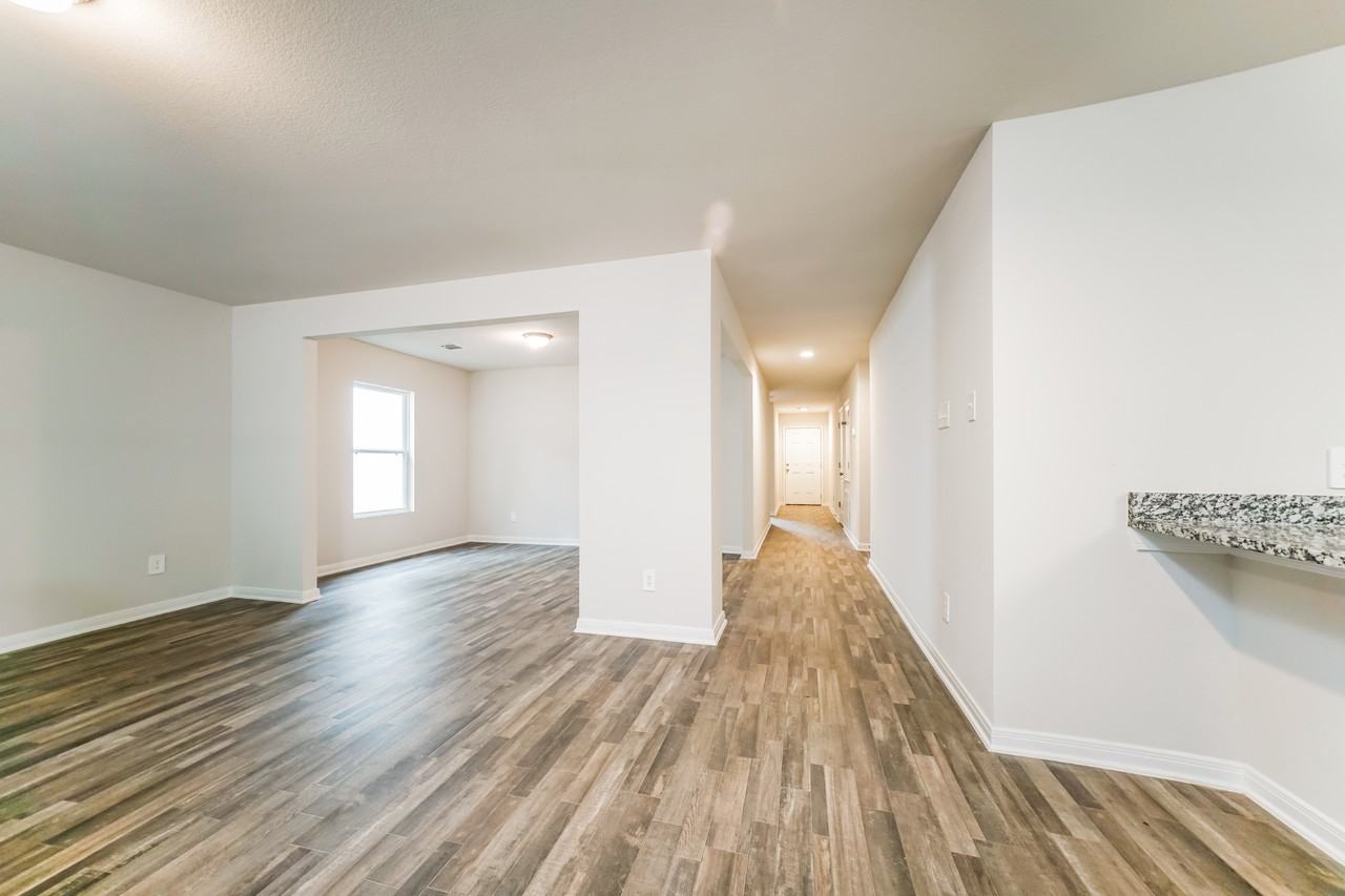 15815 Del Norte Dr - Photo 5 of 19