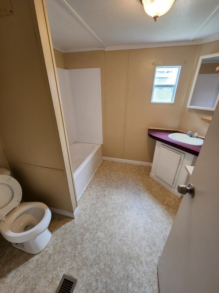 9500 Hausmond Way Rv21 *Rental* - Photo 5 of 10