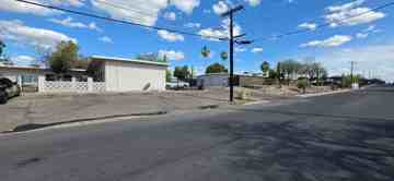 featured image of 2740 N Balboa Ave