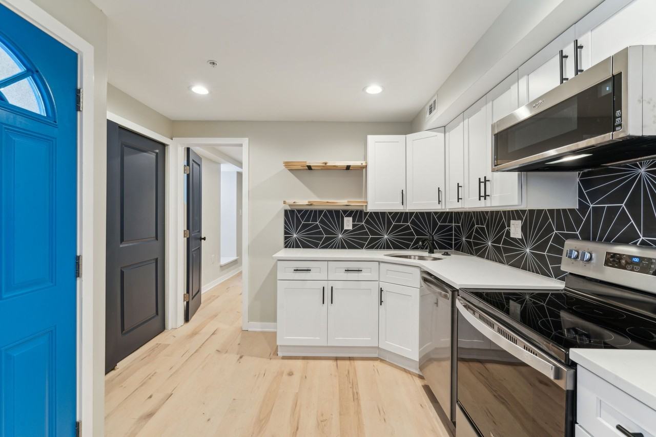 431 S 62nd St #1 - Photo 2 of 26