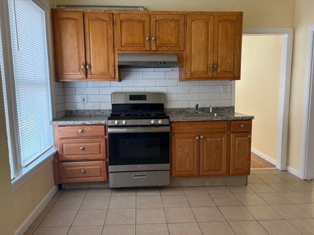 252 Maplewood Ave ##1 - Photo 7 of 9