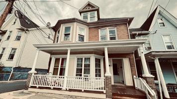 featured image of 113 N 8th St