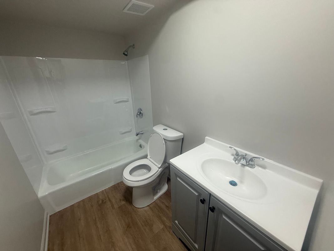 8150 Troost Ave - Photo 5 of 10