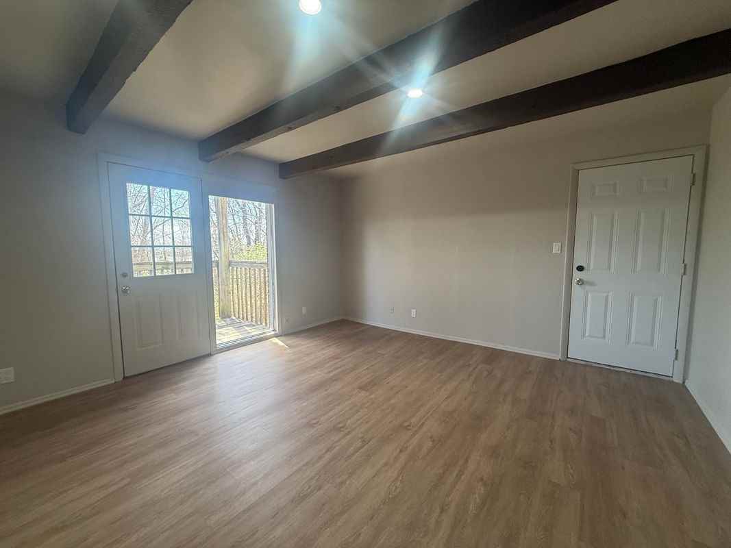 8144 Troost Ave - Photo 2 of 6