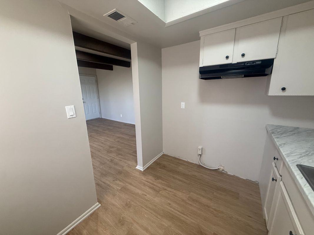 8144 Troost Ave - Photo 5 of 6