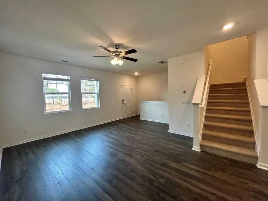 1253 Cades Walk - Photo 2 of 29