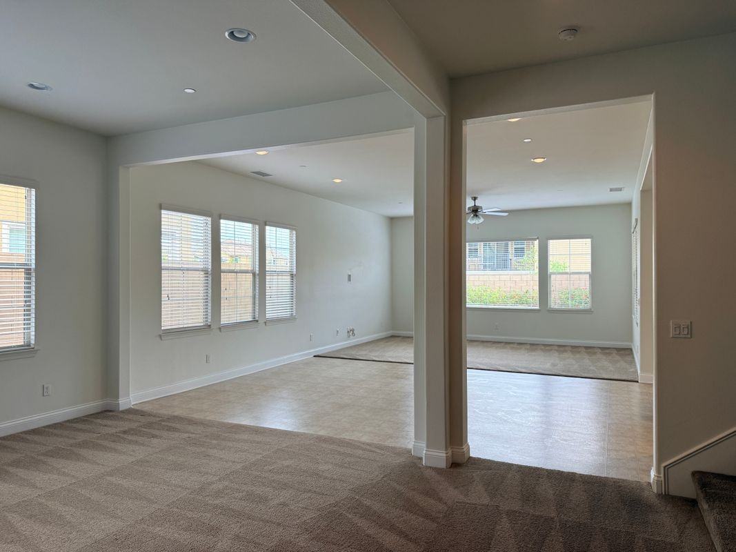 6012 Porto St - Photo 5 of 20