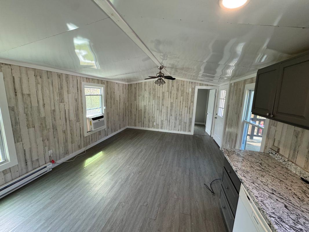 465 Summit St - Photo 3 of 19