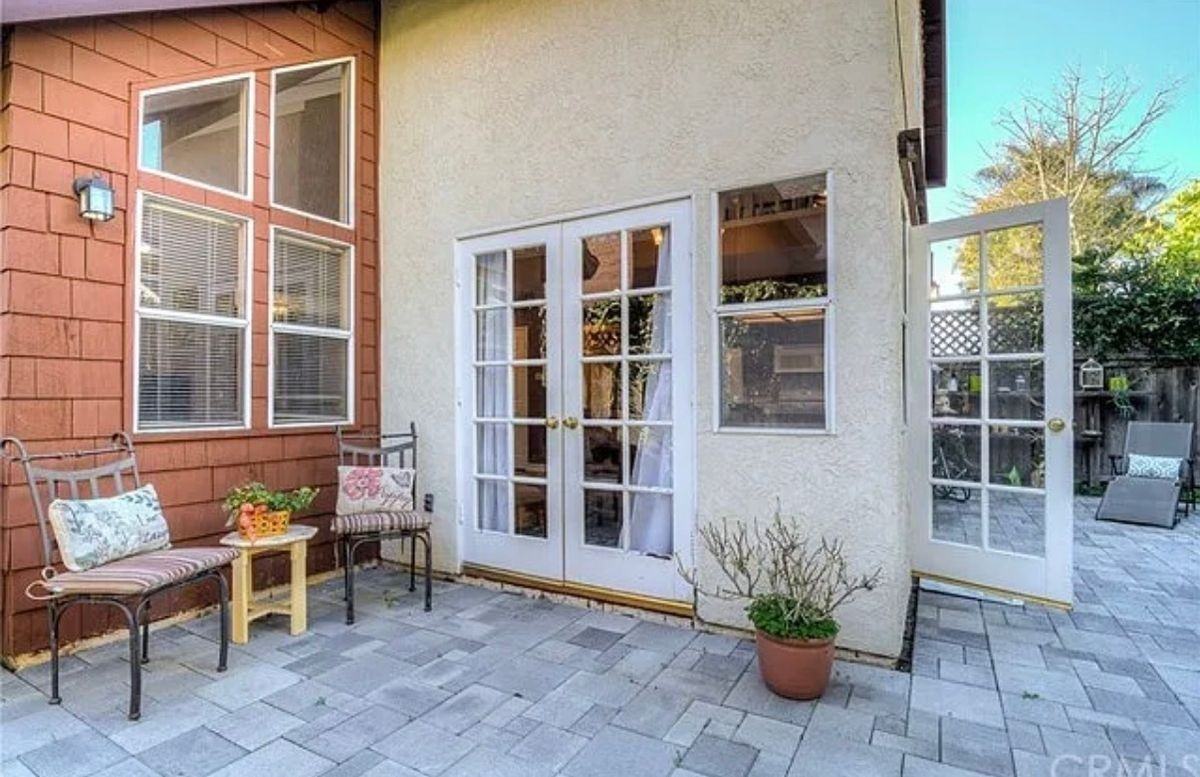 2165 Canyon Dr - Photo 7 of 13