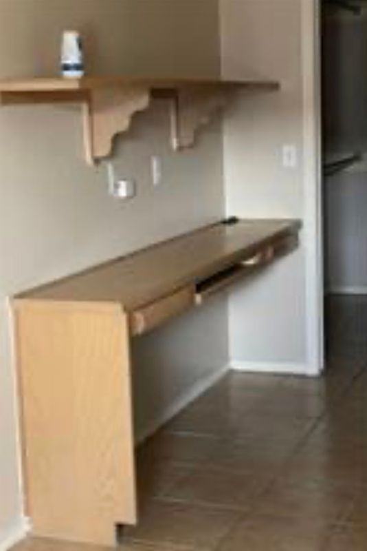 703 La Mancha Dr ##2 - Photo 4 of 6