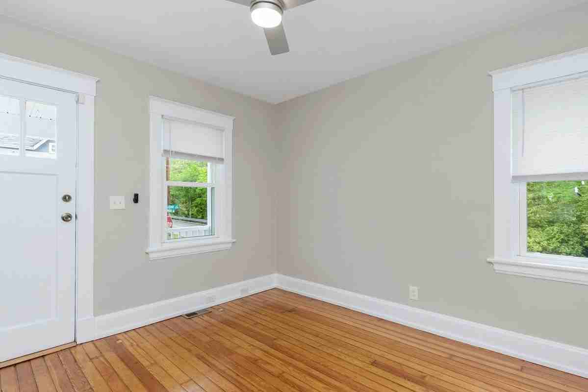 6717 E Ledge St - Photo 7 of 33