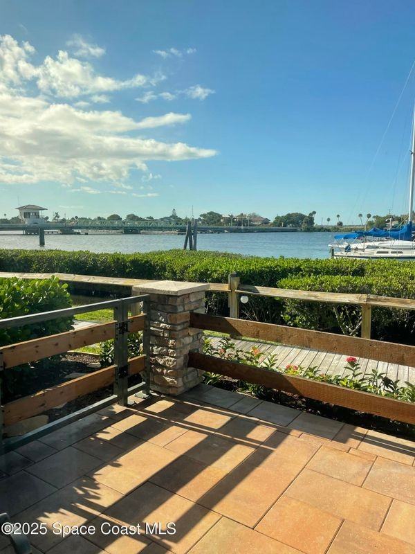 12 Marina Isles Blvd - Photo 3 of 40