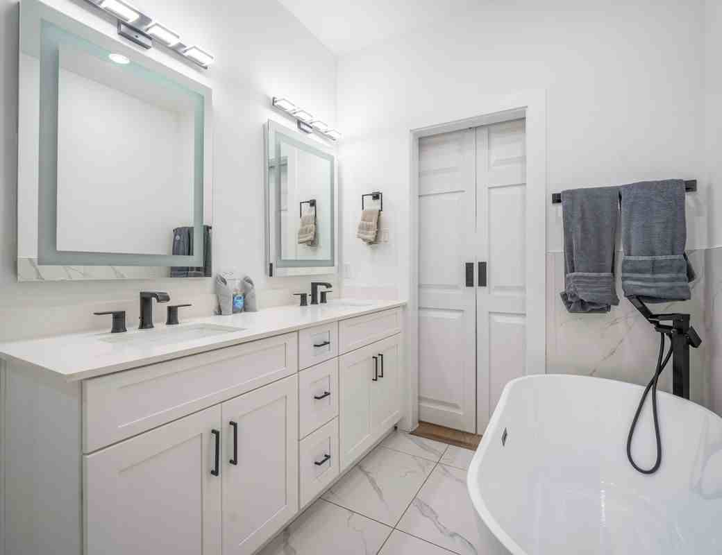 316 Thornton Rd ##E - Photo 4 of 11