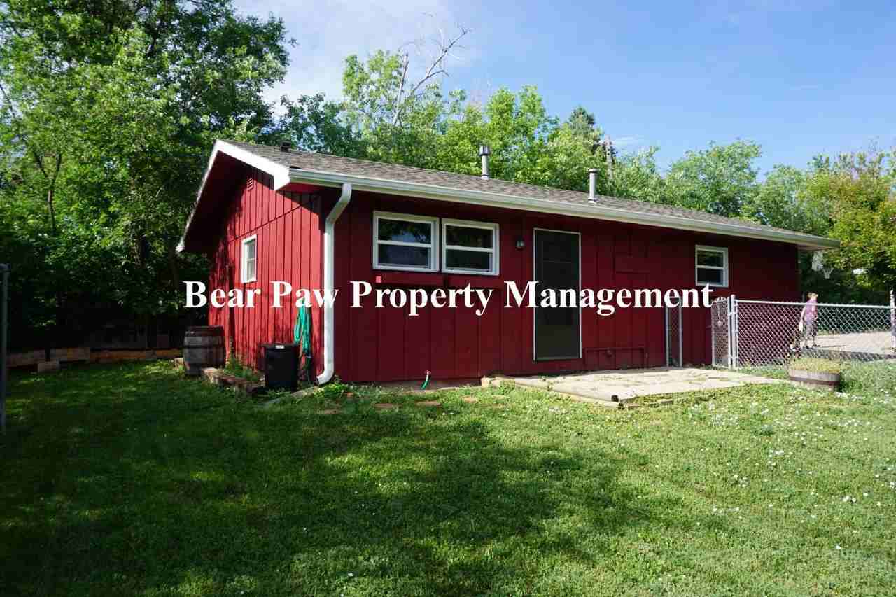 960 Loveland St #A - Photo 3 of 12