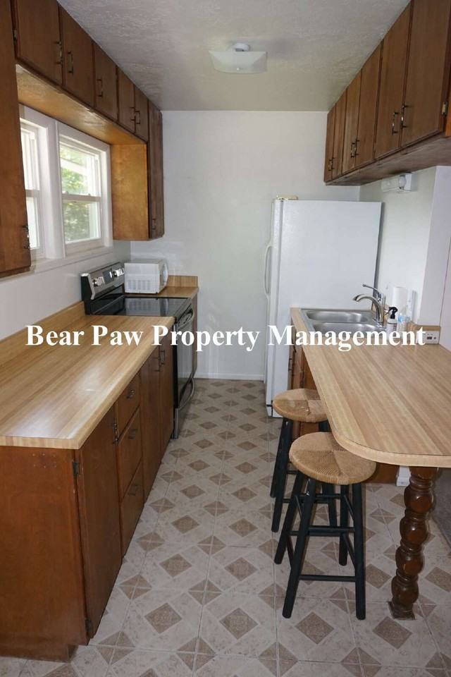 960 Loveland St #A - Photo 5 of 12