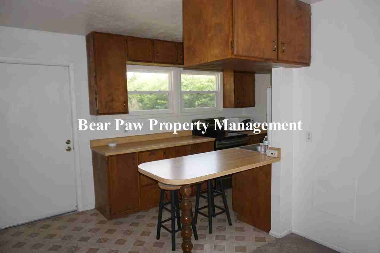 960 Loveland St #A - Photo 7 of 12