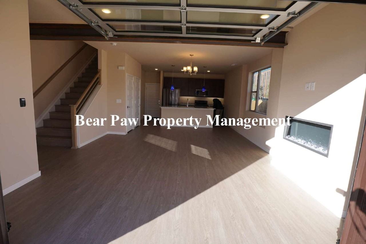 4005 S Teller St - Photo 3 of 16