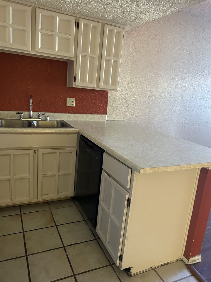 3107 Isla Verde Cir - Photo 2 of 19