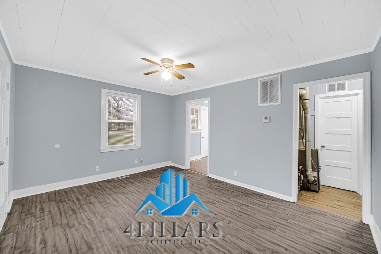 1404 Federal Ave - Photo 6 of 23