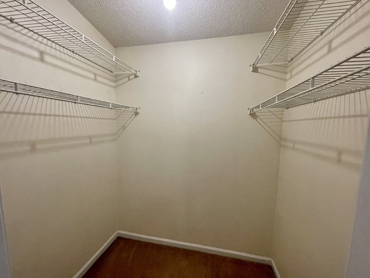 210 Magnolia Plantation Ct - Photo 7 of 14