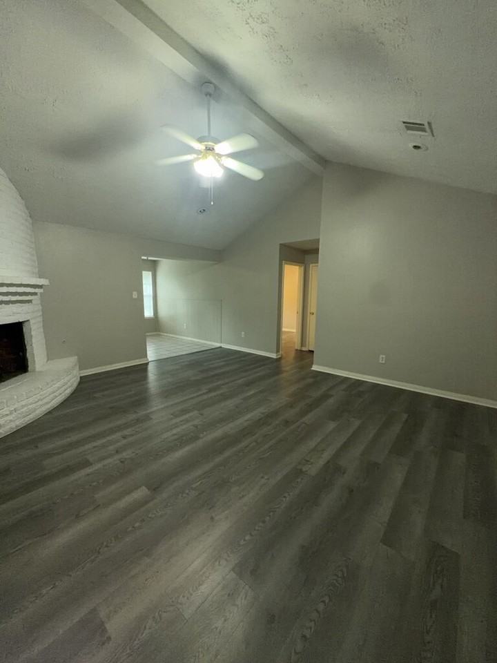 16815 Methil Dr - Photo 7 of 24