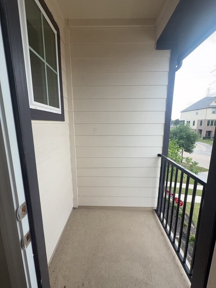 9406 Caddo Ridge Ln - Photo 6 of 13