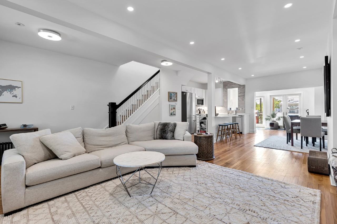 4008 Marlboro Pl Nw - Photo 5 of 27