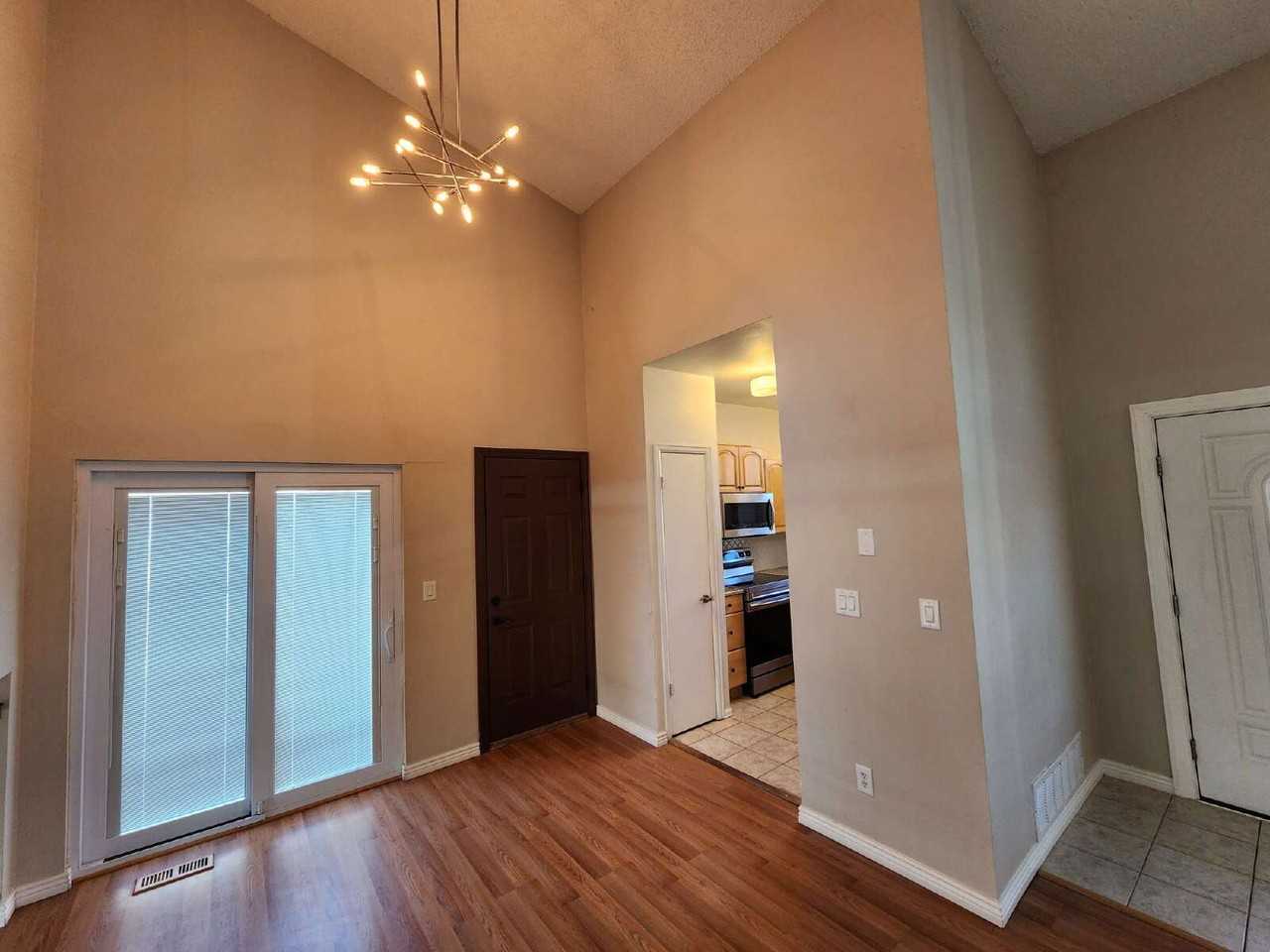 2977 S Genoa St - Photo 6 of 45