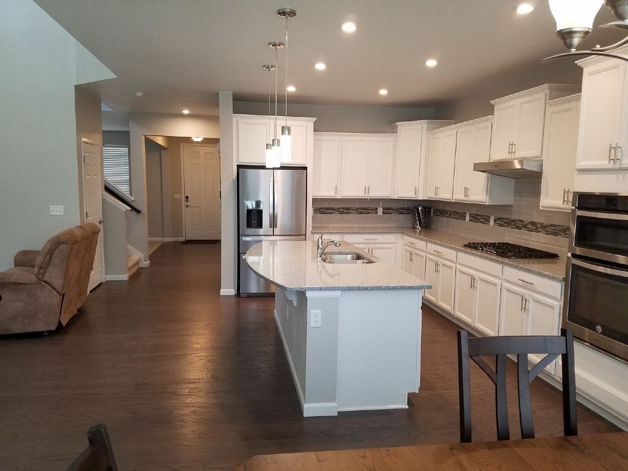 9828 E Kansas Ave - Photo 4 of 31