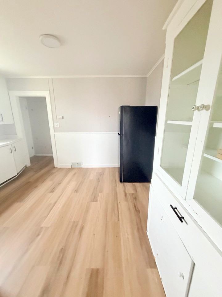 721 Lyon St Apt 2 - Photo 4 of 7