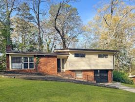 1527 Hollywood Ave - Photo 1 of 1