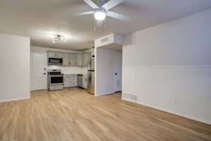 featured image of 226 Hickory St #B