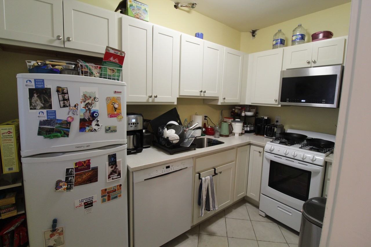 Concord Ave #4 - Photo 2 of 6