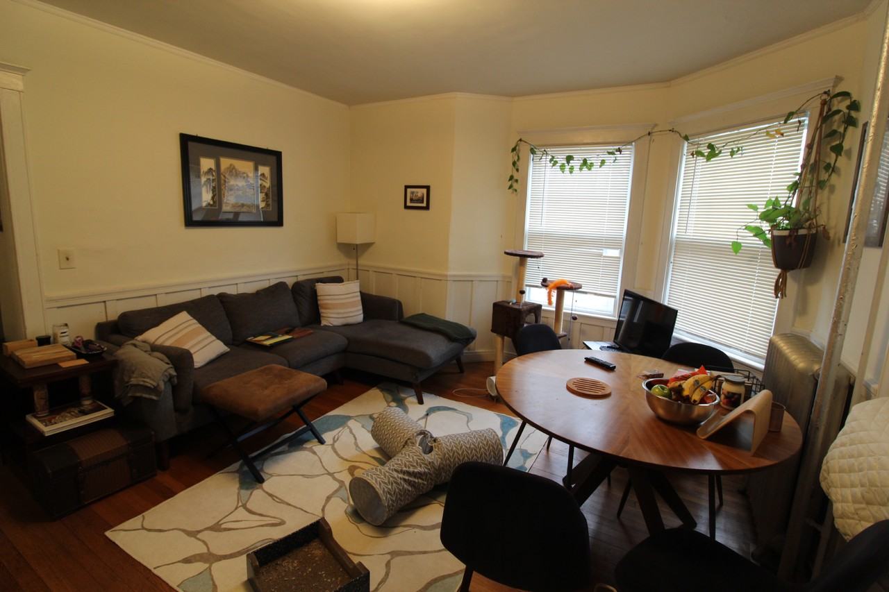 Concord Ave #4 - Photo 4 of 6