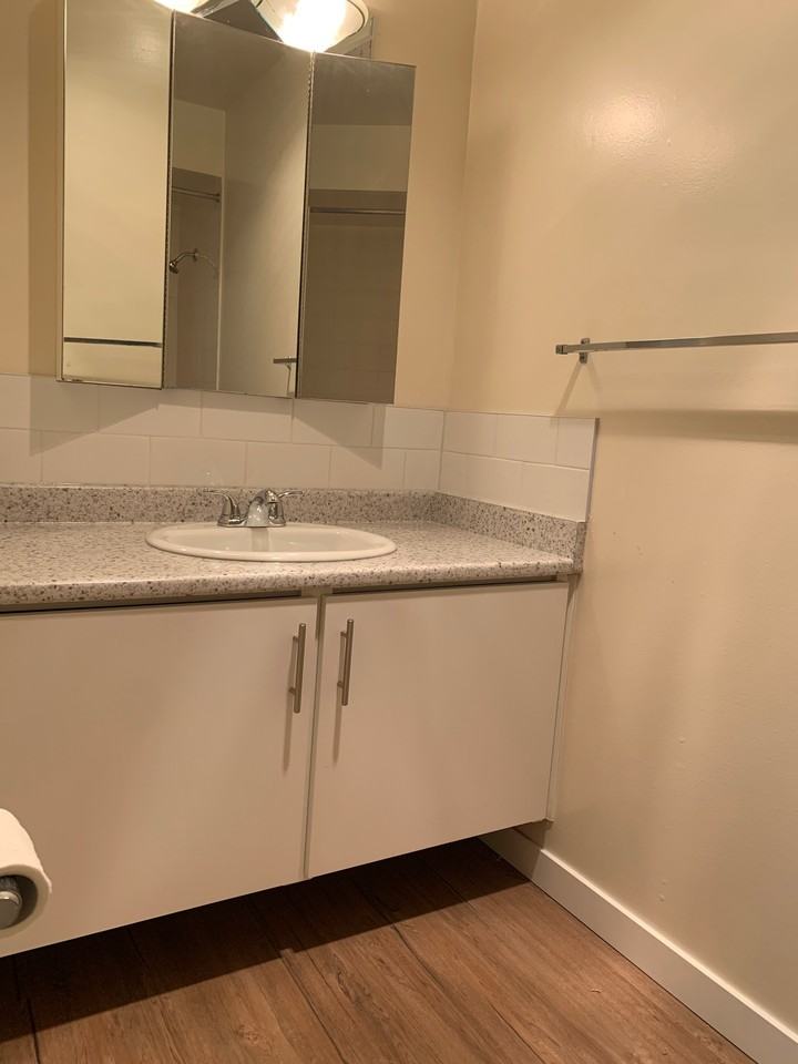 LA PLAYA VISTA - Photo 6 of 17