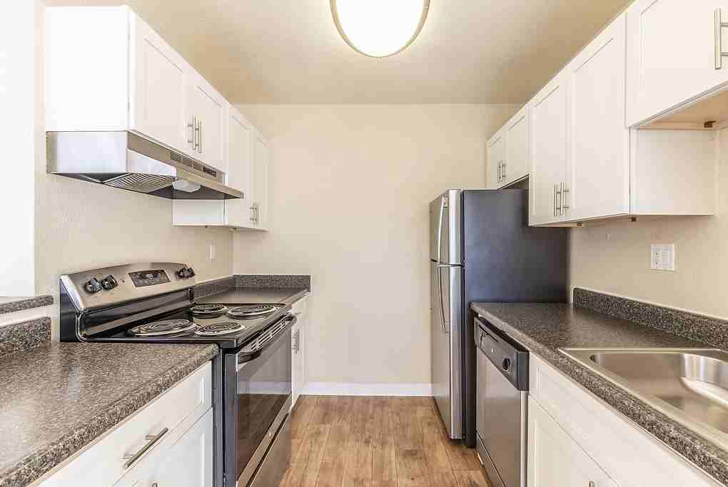 Bridgeport - Photo 5 of 30