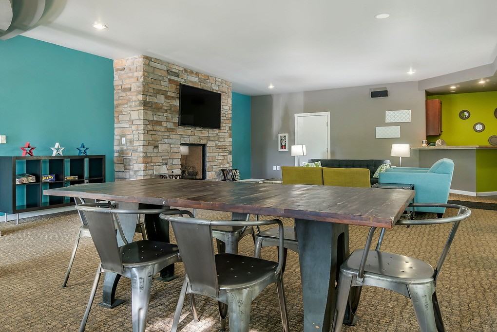 Castle Creek - Photo 6 of 45